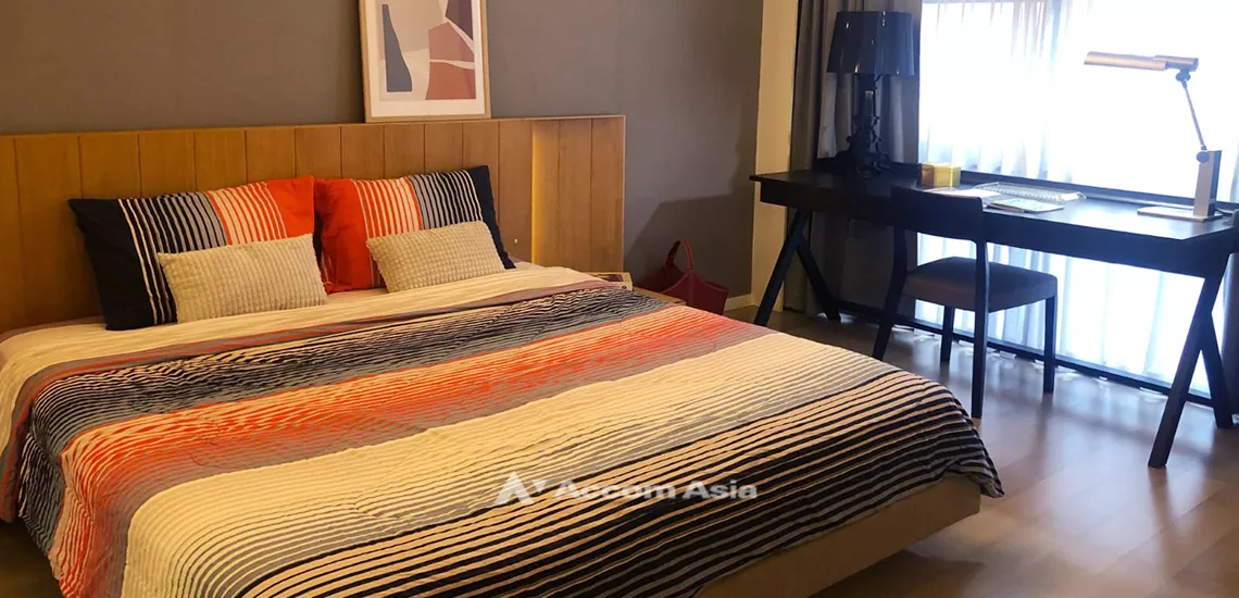  1 Bedroom  Condominium For Rent in Sukhumvit, Bangkok  near BTS Ekkamai (AA32115)