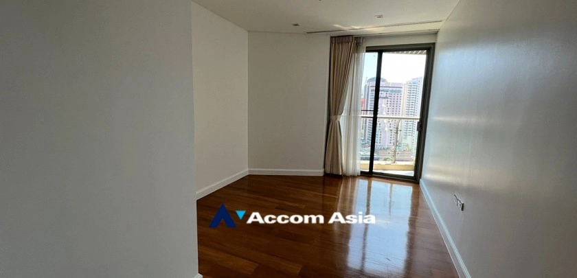 12  4 br Condominium For Rent in Sukhumvit ,Bangkok BTS Asok - MRT Sukhumvit at The Lakes AA32122