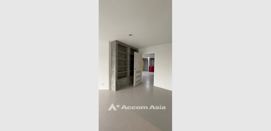 11  2 br Condominium For Sale in Sukhumvit ,Bangkok BTS Thong Lo at Waterford Park  AA32127