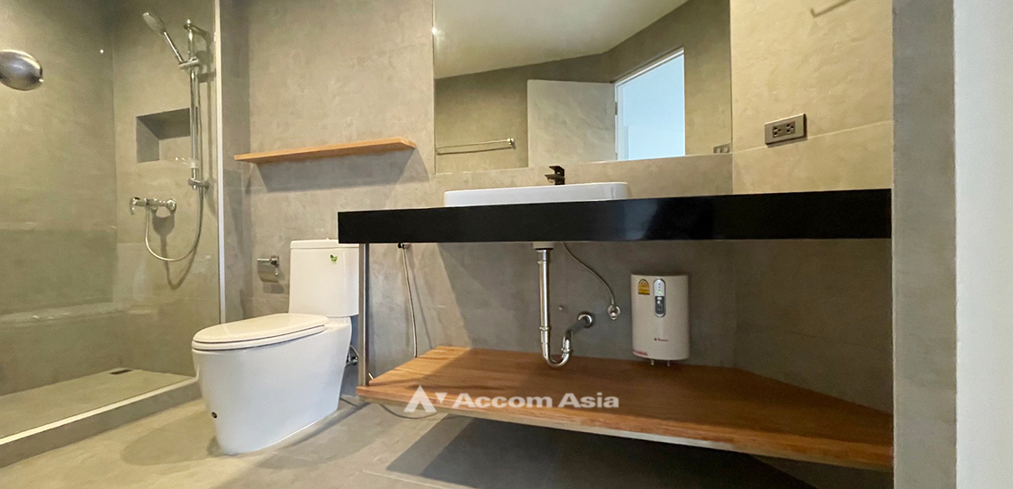 9  2 br Condominium For Sale in Sukhumvit ,Bangkok BTS Thong Lo at Waterford Park  AA32127