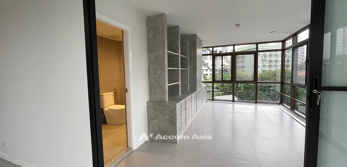 8  2 br Condominium For Sale in Sukhumvit ,Bangkok BTS Thong Lo at Waterford Park  AA32127