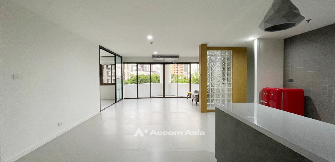 Waterford Park  Condominium  2 Bedroom for Sale BTS Thong Lo in Sukhumvit Bangkok