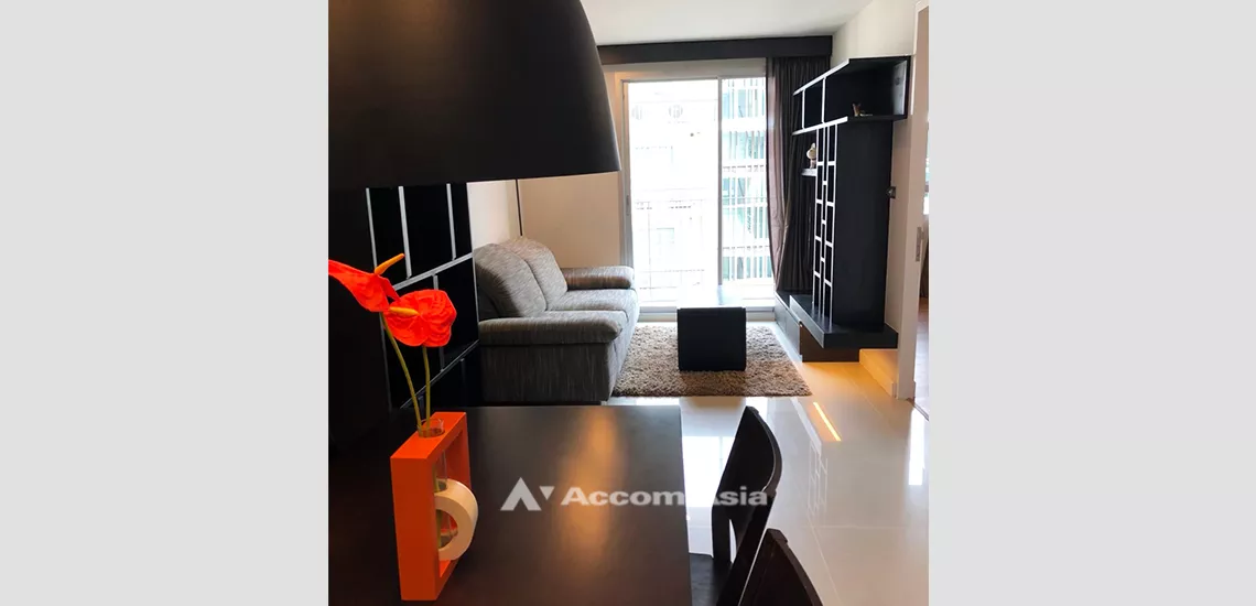  1 Bedroom  Condominium For Sale in Sukhumvit, Bangkok  near BTS Thong Lo (AA32131)