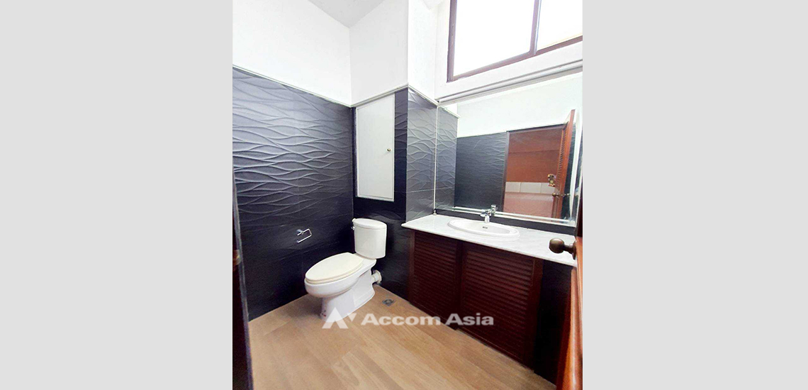 14  2 br Condominium For Sale in Sukhumvit ,Bangkok BTS Phrom Phong at Supalai Place   AA32139