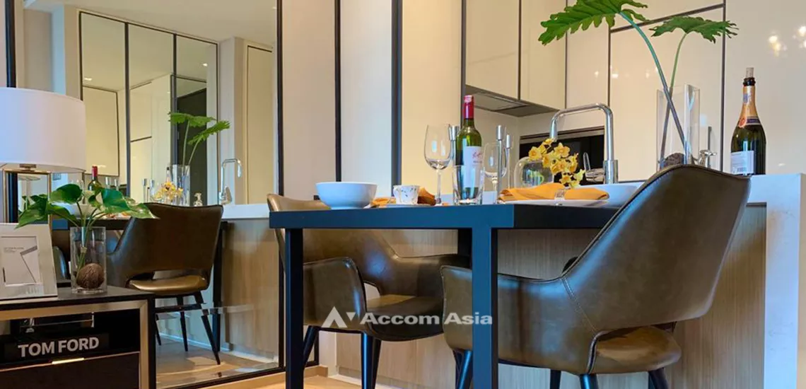  1 Bedroom  Condominium For Rent in Sukhumvit, Bangkok  near BTS Thong Lo (AA32140)