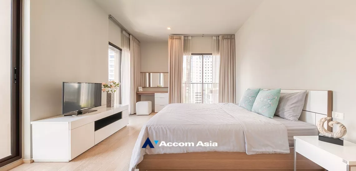  1 Bedroom  Condominium For Rent in Sukhumvit, Bangkok  near BTS Phrom Phong (AA32147)