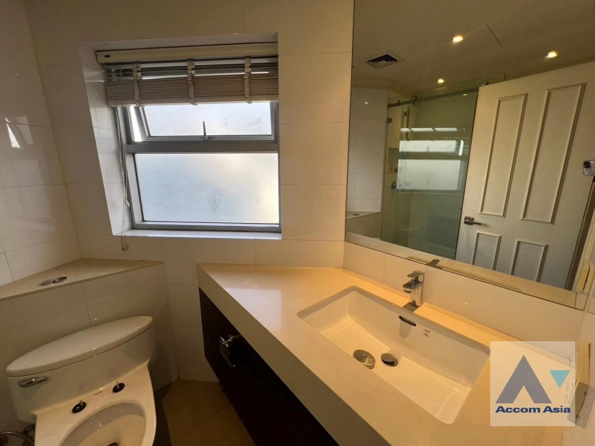 11  3 br Condominium For Sale in Ploenchit ,Bangkok BTS Ploenchit at All Seasons Mansion AA32149