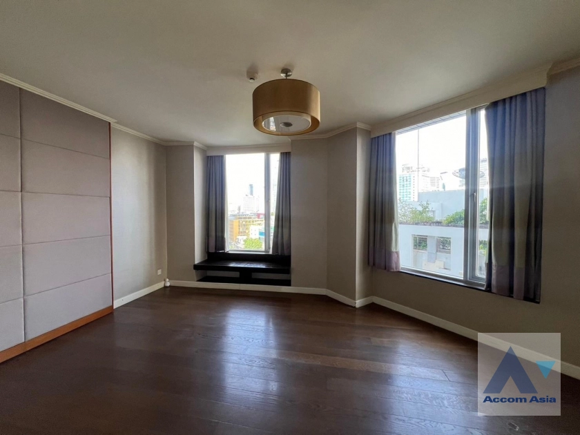 6  3 br Condominium For Sale in Ploenchit ,Bangkok BTS Ploenchit at All Seasons Mansion AA32149