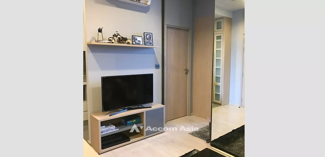 Pet friendly |  1 Bedroom  Condominium For Sale in Sukhumvit, Bangkok  near BTS Ekkamai (AA32155)