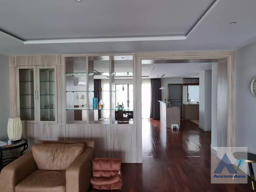 Pet friendly |  3 Bedrooms  Condominium For Rent in Sukhumvit, Bangkok  near BTS Phrom Phong (AA32156)