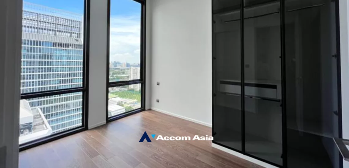 Pet friendly |  2 Bedrooms  Condominium For Rent in Ploenchit, Bangkok  near BTS Ploenchit (AA32169)