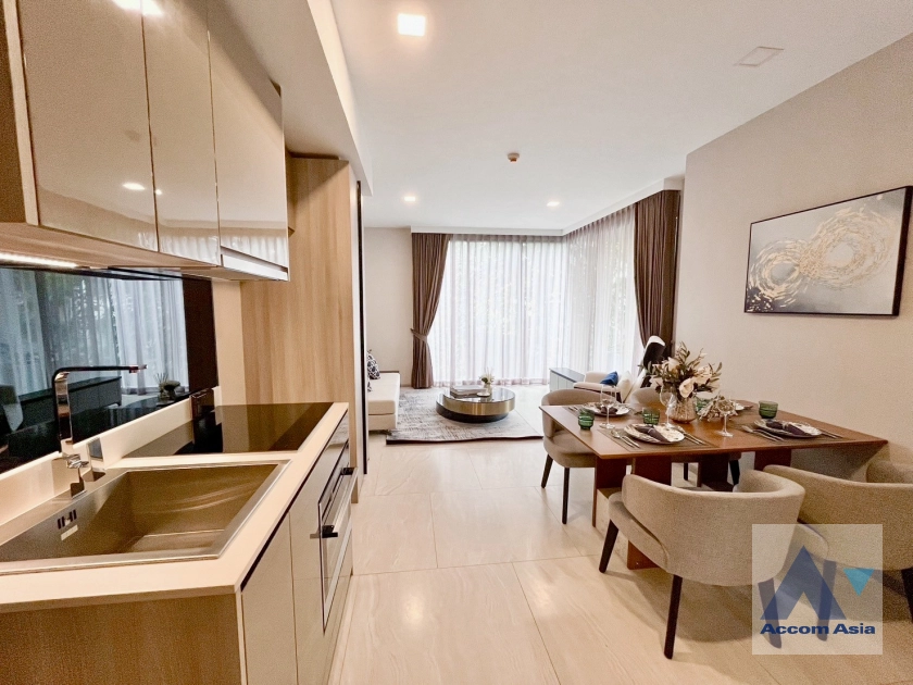  2 Bedrooms  Condominium For Rent in Sukhumvit, Bangkok  near BTS Asok - MRT Sukhumvit (AA32194)