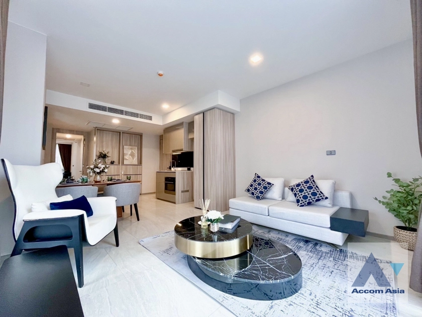  2 Bedrooms  Condominium For Rent in Sukhumvit, Bangkok  near BTS Asok - MRT Sukhumvit (AA32194)