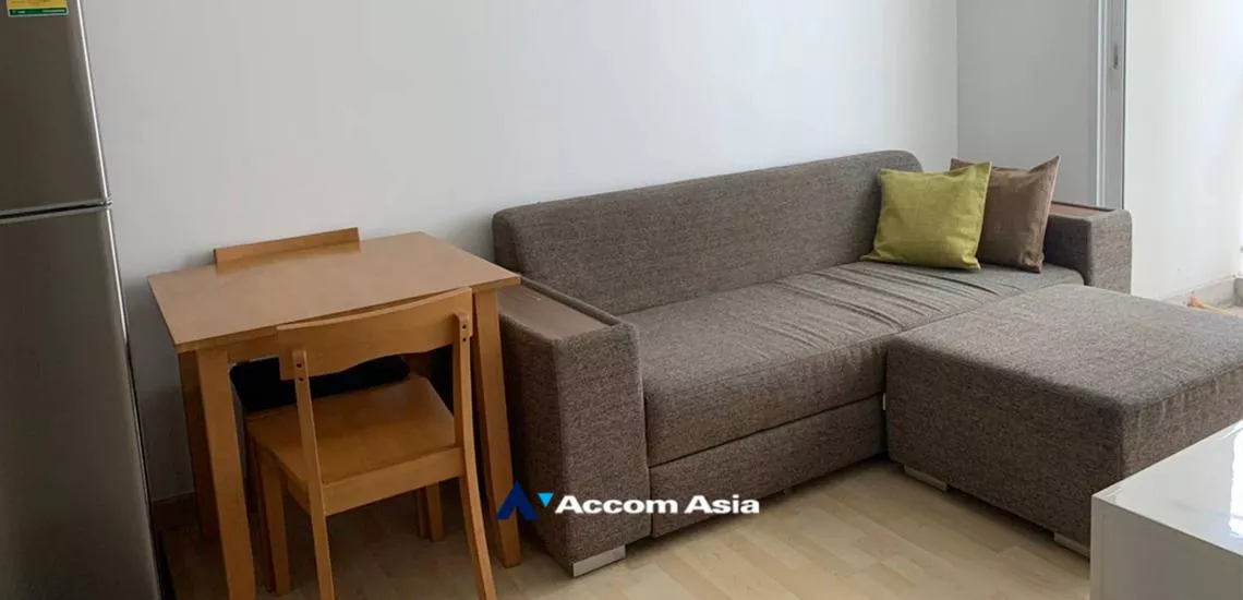  1 Bedroom  Condominium For Rent in Sukhumvit, Bangkok  near BTS Thong Lo (AA32217)