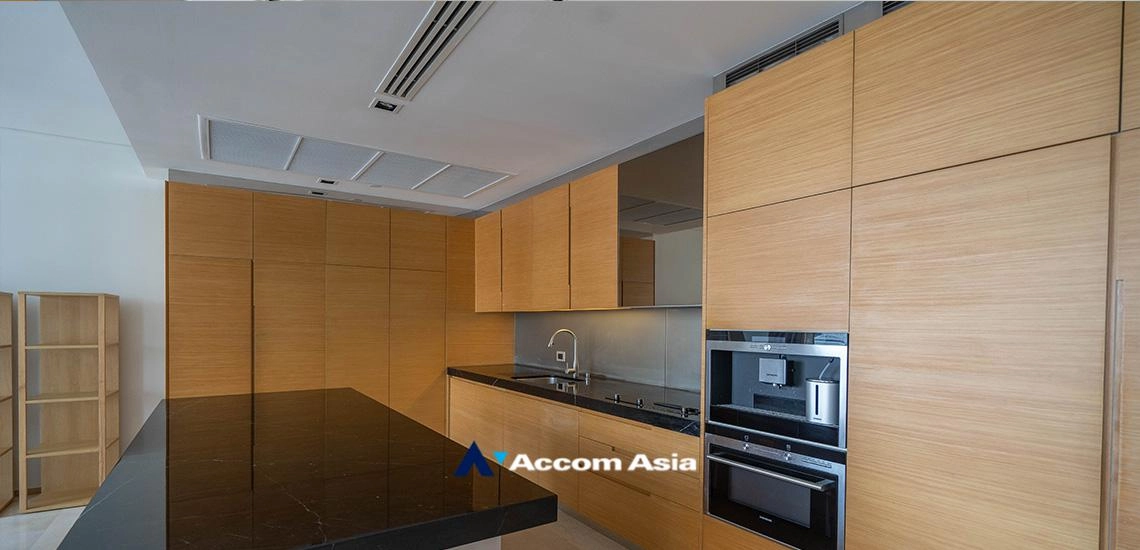 4  2 br Condominium For Rent in Silom ,Bangkok BTS Sala Daeng - MRT Silom at Saladaeng Residences AA32225