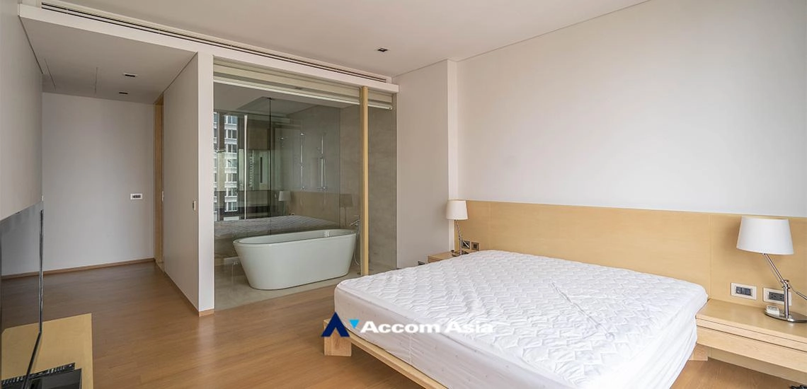 7  2 br Condominium For Rent in Silom ,Bangkok BTS Sala Daeng - MRT Silom at Saladaeng Residences AA32225