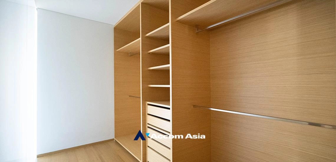 11  2 br Condominium For Rent in Silom ,Bangkok BTS Sala Daeng - MRT Silom at Saladaeng Residences AA32225