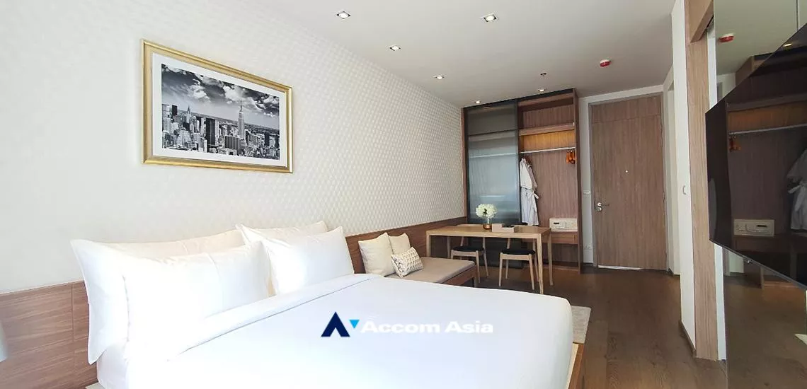  Condominium For Rent in Sukhumvit, Bangkok  near BTS Phrom Phong (AA32228)