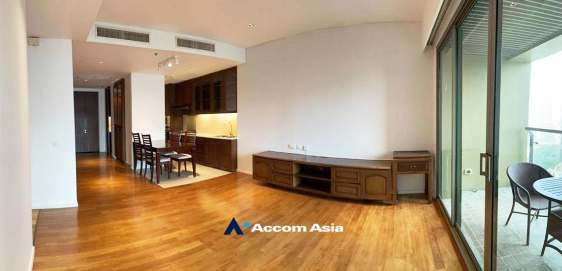 Pet friendly |  2 Bedrooms  Condominium For Rent in Sukhumvit, Bangkok  near BTS Asok - MRT Sukhumvit (AA32251)