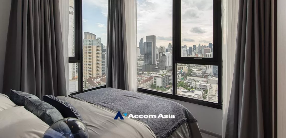  2 Bedrooms  Condominium For Sale in Sukhumvit, Bangkok  near BTS Ekkamai (AA32255)