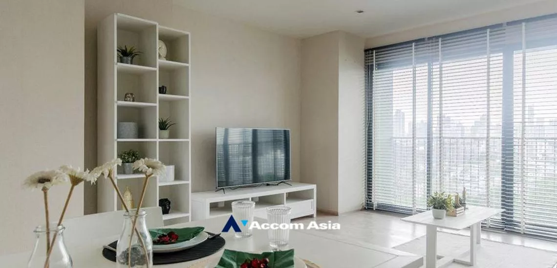  1 Bedroom  Condominium For Rent in Sukhumvit, Bangkok  near BTS Thong Lo (AA32275)