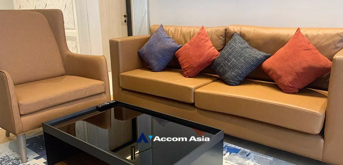  2 Bedrooms  Apartment For Rent in Sukhumvit, Bangkok  near BTS Phrom Phong (AA32295)