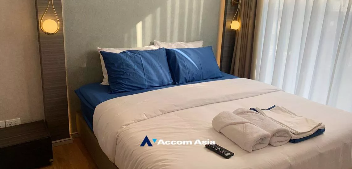  2 Bedrooms  Apartment For Rent in Sukhumvit, Bangkok  near BTS Phrom Phong (AA32296)