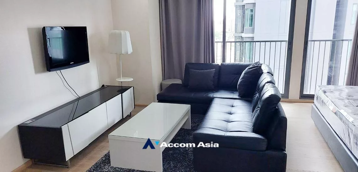  1 Bedroom  Condominium For Sale in Sukhumvit, Bangkok  near BTS Thong Lo (AA32317)