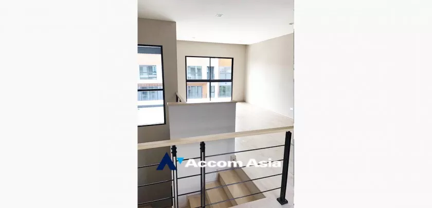 5  3 br Townhouse For Sale in Pattanakarn ,Bangkok ARL Ramkhamhaeng at Arden Pattanakarn AA32343