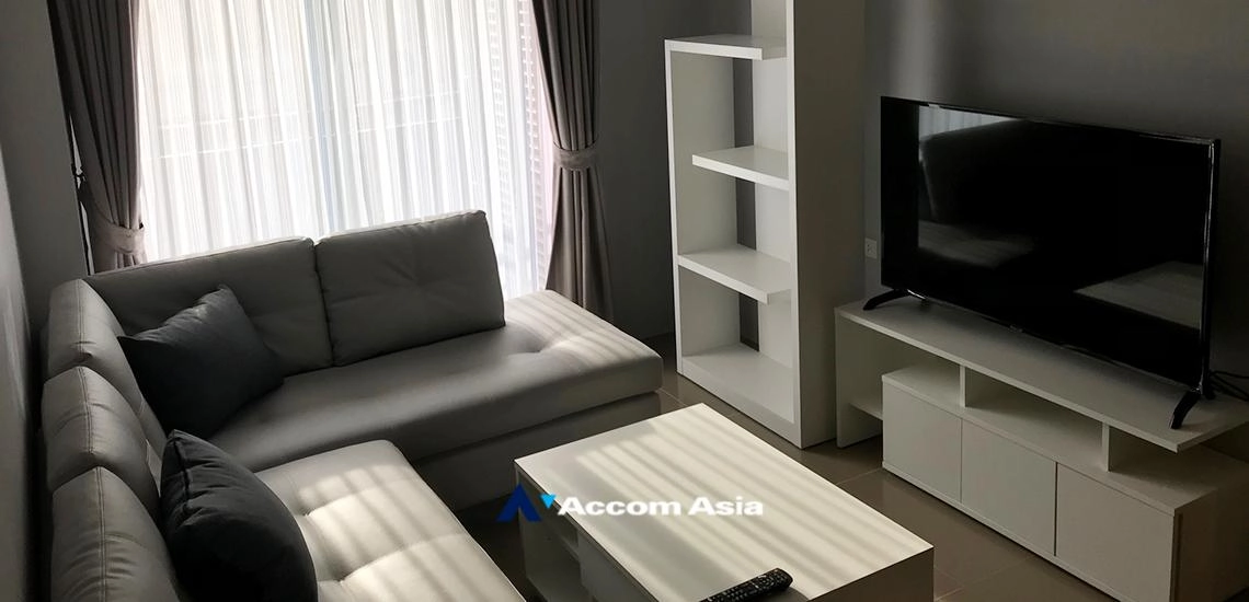  1 Bedroom  Condominium For Rent in Sukhumvit, Bangkok  near BTS Asok - MRT Sukhumvit (AA32362)