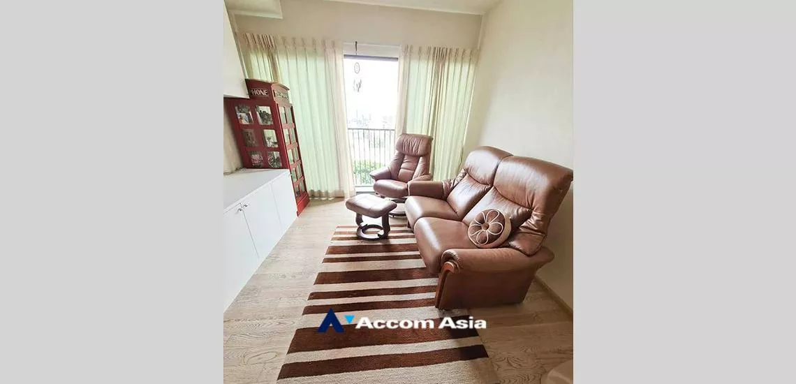  1 Bedroom  Condominium For Sale in Sukhumvit, Bangkok  near BTS Thong Lo (AA32372)