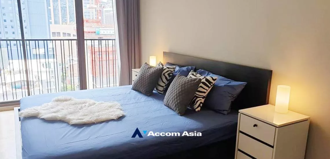  1 Bedroom  Condominium For Rent in Sukhumvit, Bangkok  near BTS Phrom Phong (AA32386)