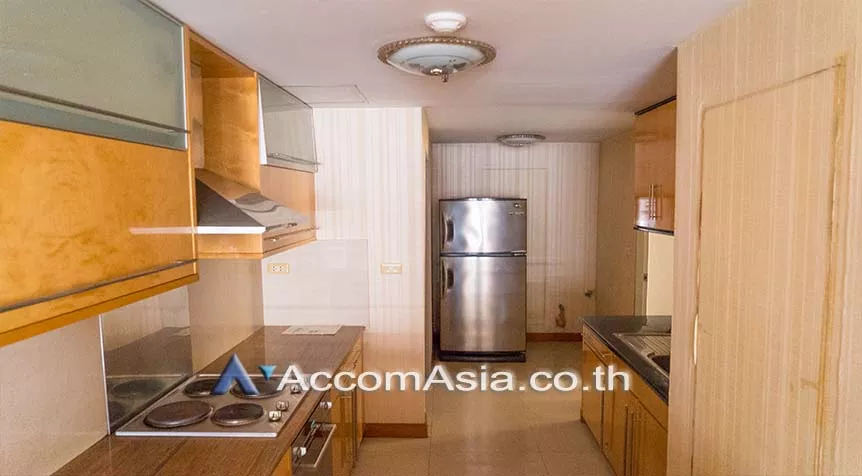 Pet friendly |  2 Bedrooms  Condominium For Rent in Sukhumvit, Bangkok  near BTS Asok - MRT Sukhumvit (24659)