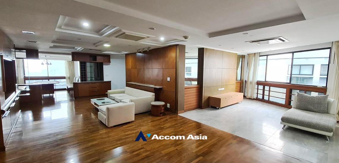 Pet friendly |  3 Bedrooms  Condominium For Rent in Sukhumvit, Bangkok  near BTS Phrom Phong (AA32407)