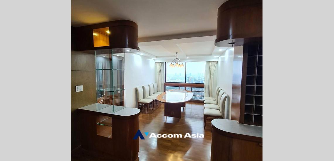 Pet friendly |  3 Bedrooms  Condominium For Rent in Sukhumvit, Bangkok  near BTS Phrom Phong (AA32407)