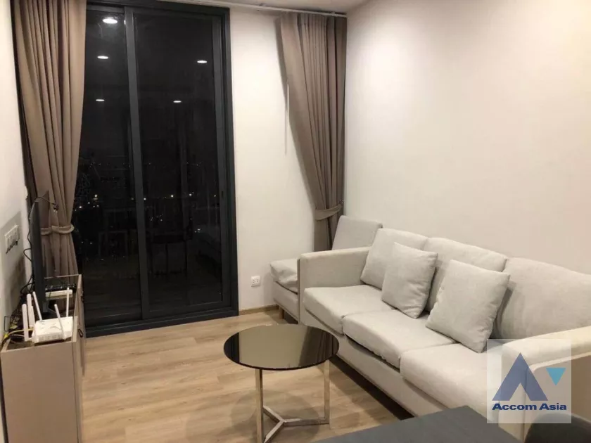  2 Bedrooms  Condominium For Rent in Sukhumvit, Bangkok  near BTS Thong Lo (AA32412)