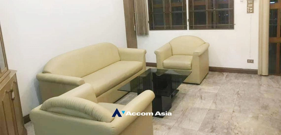 7  4 br Townhouse For Rent in sukhumvit ,Bangkok BTS Phra khanong AA32424