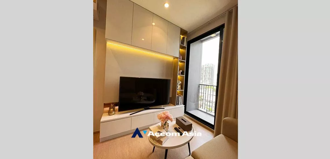 Pet friendly |  2 Bedrooms  Condominium For Rent in Sukhumvit, Bangkok  near BTS Ekkamai (AA32427)