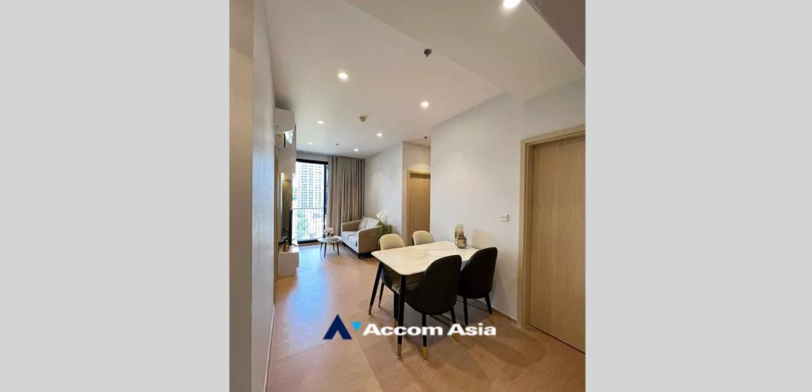 Pet friendly |  2 Bedrooms  Condominium For Rent in Sukhumvit, Bangkok  near BTS Ekkamai (AA32427)