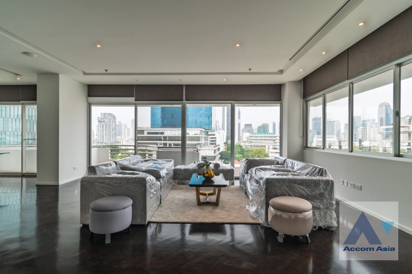 Huge Terrace, Pet friendly |  4 Bedrooms  Apartment For Rent in Sathorn, Bangkok  near BTS Chong Nonsi (AA32429)