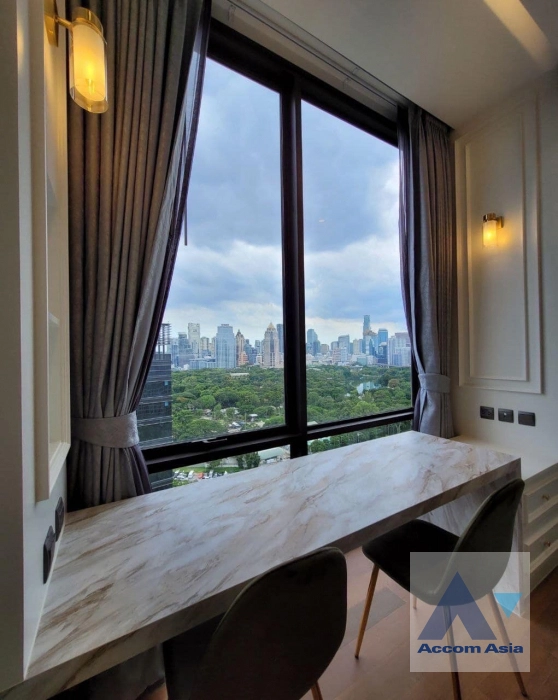 5  1 br Condominium For Rent in Ploenchit ,Bangkok BTS Ploenchit at MUNIQ Langsuan AA32432