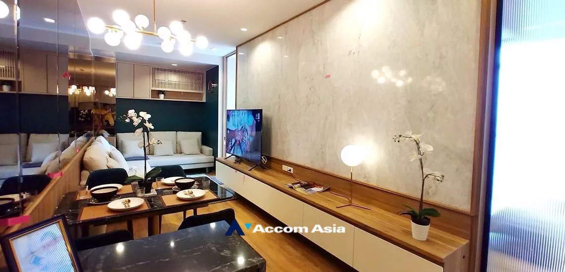  2 Bedrooms  Condominium For Rent & Sale in Sukhumvit, Bangkok  near BTS Phrom Phong (AA32448)