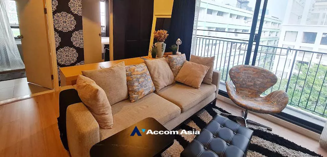  1 Bedroom  Condominium For Rent in Sukhumvit, Bangkok  near BTS Thong Lo (AA32451)