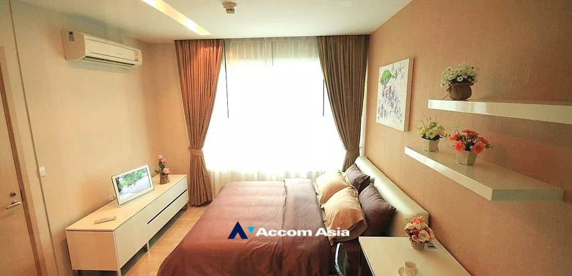  1 Bedroom  Condominium For Sale in Sukhumvit, Bangkok  near BTS Thong Lo (AA32468)