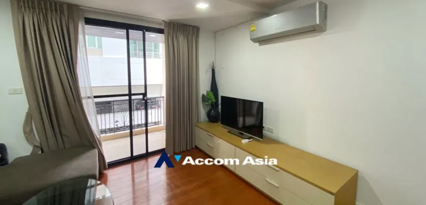 Pet friendly |  2 Bedrooms  Condominium For Rent in Sukhumvit, Bangkok  near BTS Phrom Phong (AA32485)