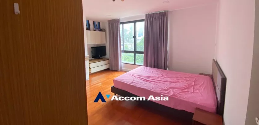 Pet friendly |  2 Bedrooms  Condominium For Rent in Sukhumvit, Bangkok  near BTS Phrom Phong (AA32485)