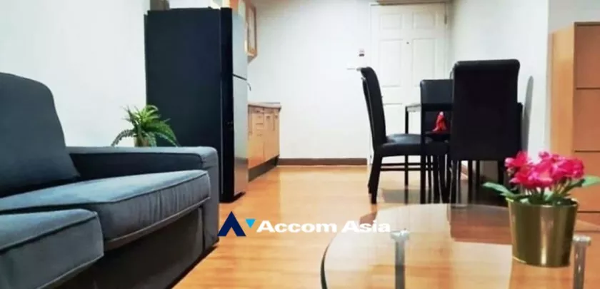  2 Bedrooms  Condominium For Rent in Sukhumvit, Bangkok  near BTS Phrom Phong (AA32497)