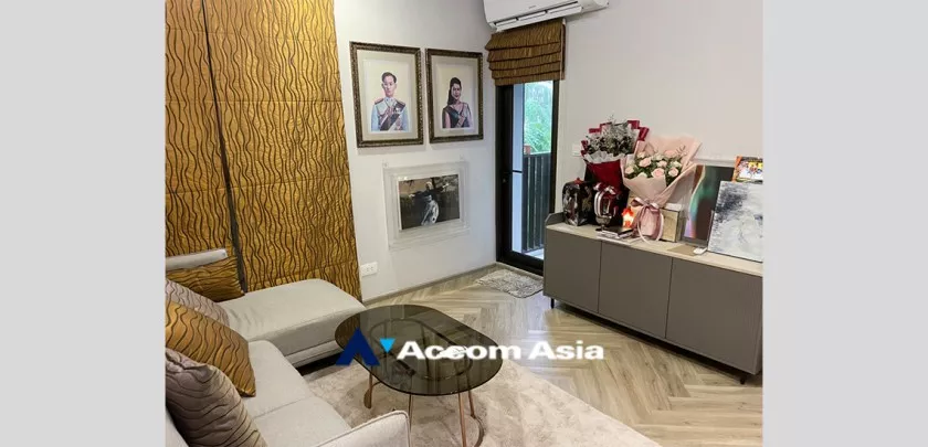  2 Bedrooms  Condominium For Sale in Sukhumvit, Bangkok  near BTS Thong Lo (AA32501)