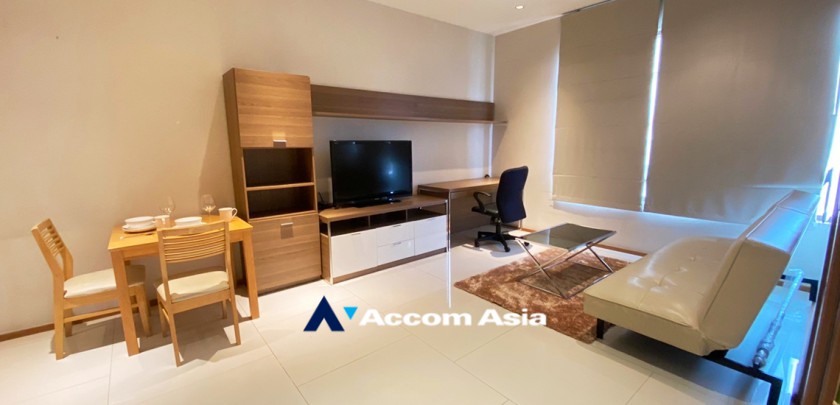  1 Bedroom  Condominium For Rent & Sale in Sukhumvit, Bangkok  near BTS Phrom Phong (AA32539)