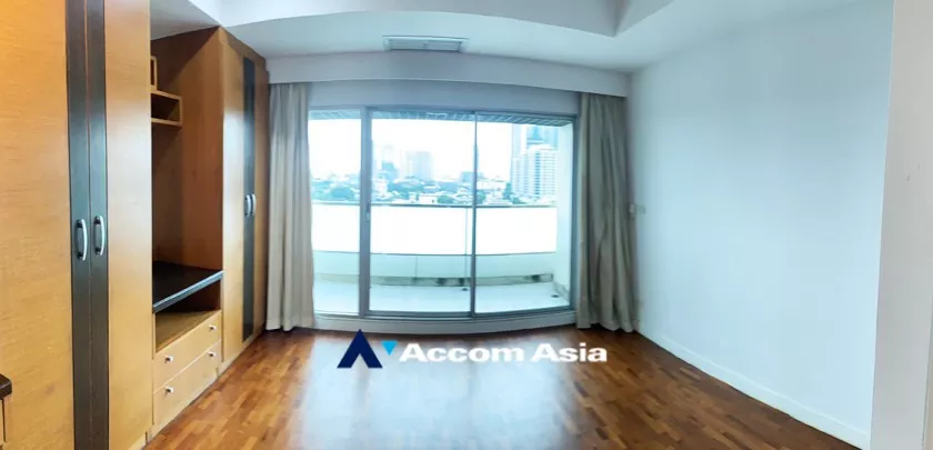  2 Bedrooms  Condominium For Rent in Sathorn, Bangkok  near BRT Thanon Chan (AA32556)